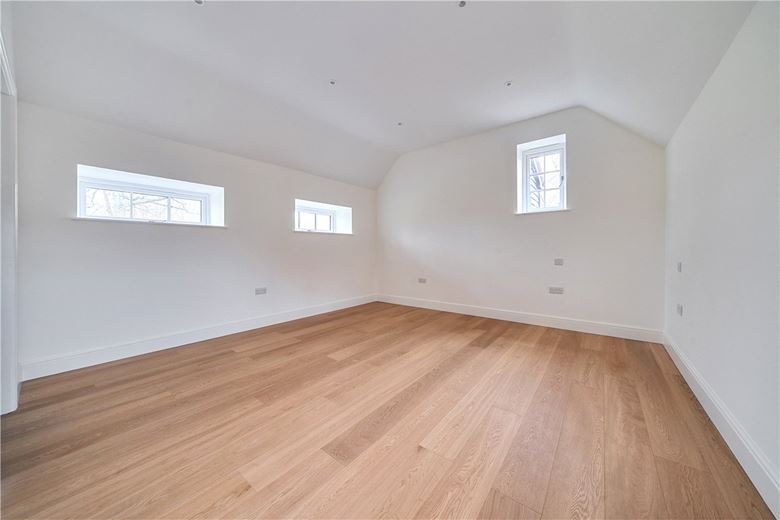 2 bedroom house, Enborne Street, Enborne RG20 - Available