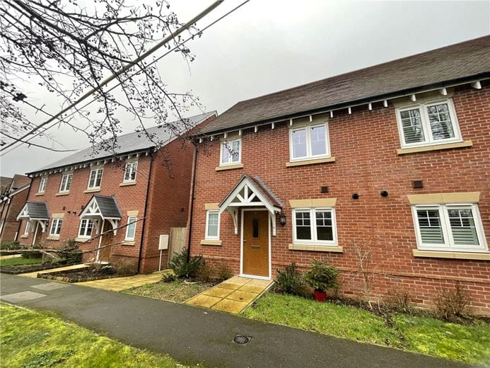 2 bedroom house, Woolhampton, Reading RG7 - Available