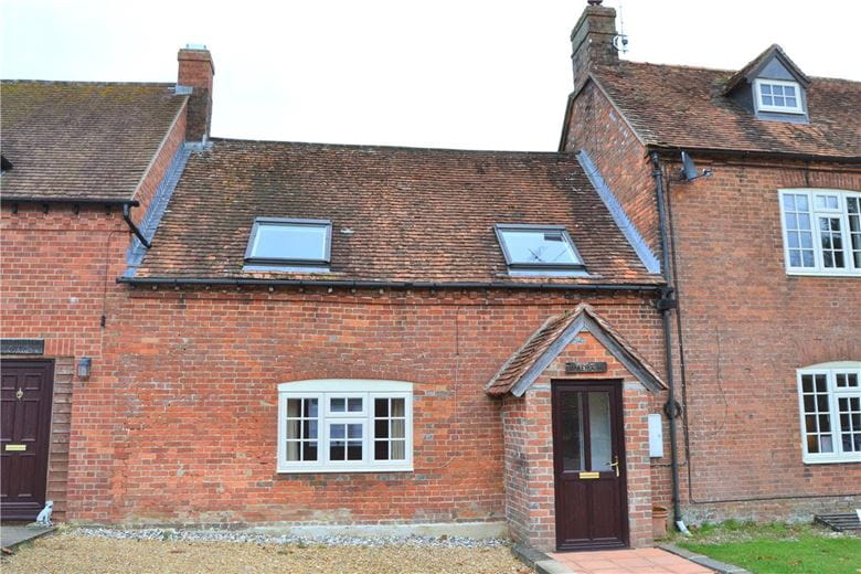 2 bedroom house, Northfield Farm, Wantage Road RG17 - Let Agreed