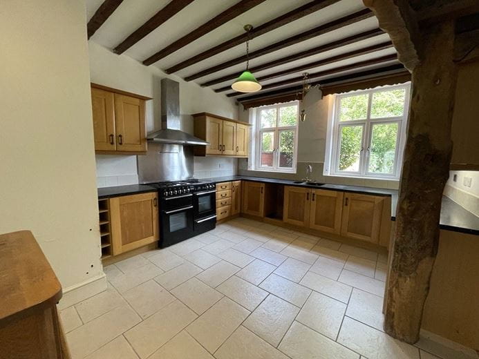 3 bedroom house, School Lane, Hints B78 - Available