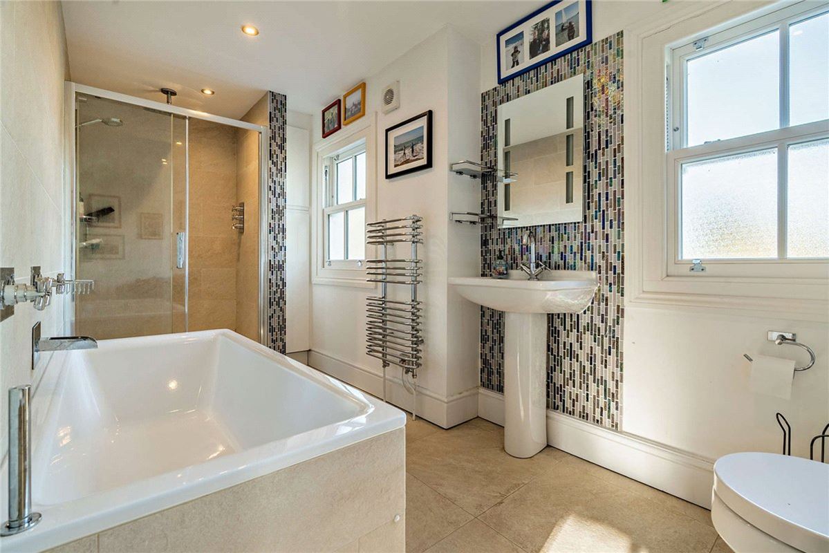 6 bedroom house, Cat Street, East Hendred OX12 - Available