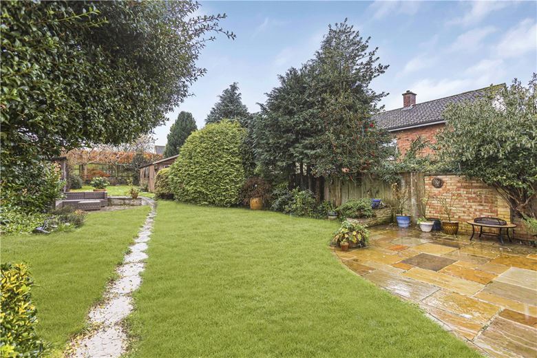 4 bedroom house, Bellamy Close, Southmoor OX13 - Sold