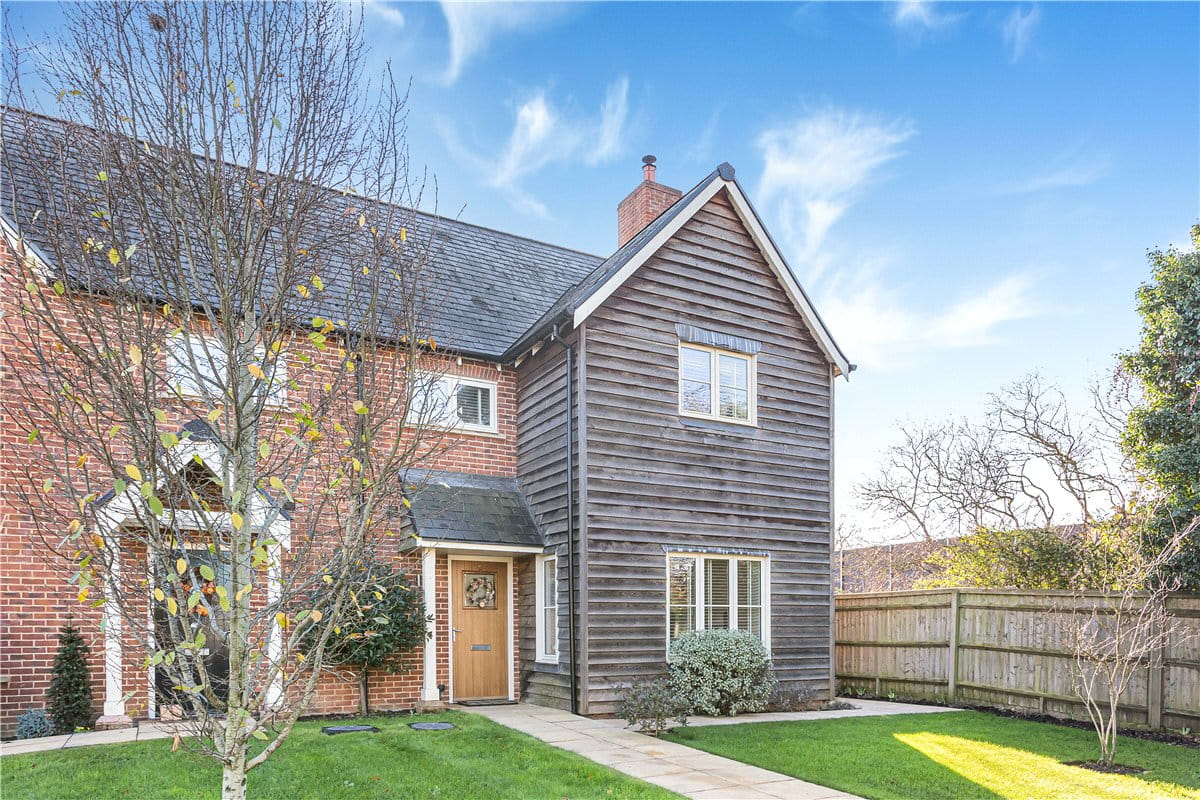 3 bedroom house, Couling Close, Yarnton OX5 - Available