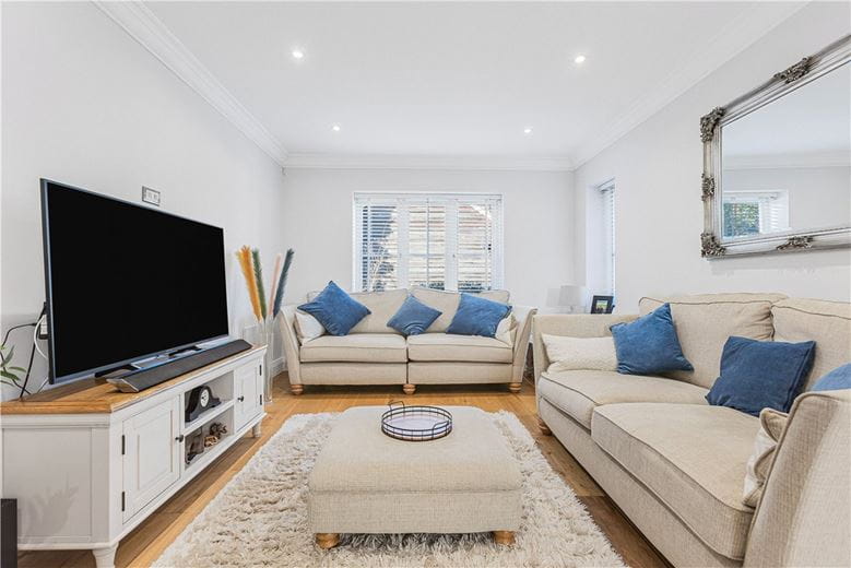 3 bedroom house, Couling Close, Yarnton OX5 - Available