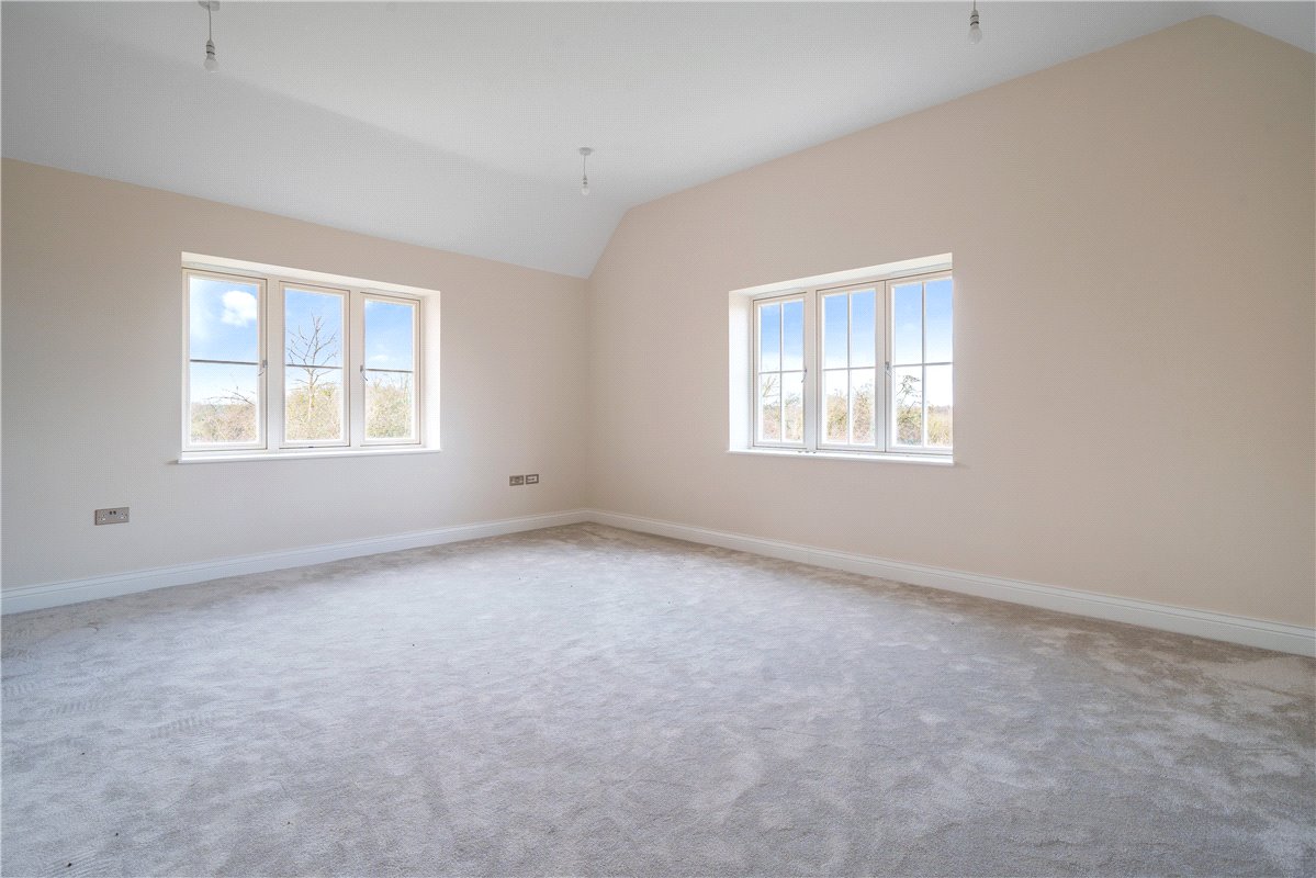 6 bedroom house, Southfields, Weston-on-the-Green OX25 - Sold STC