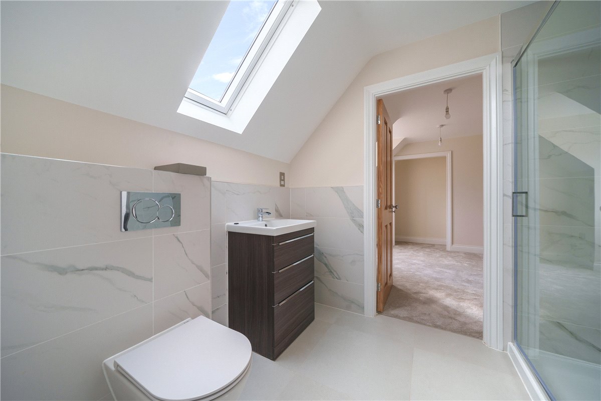 6 bedroom house, Southfields, Weston-on-the-Green OX25 - Sold STC