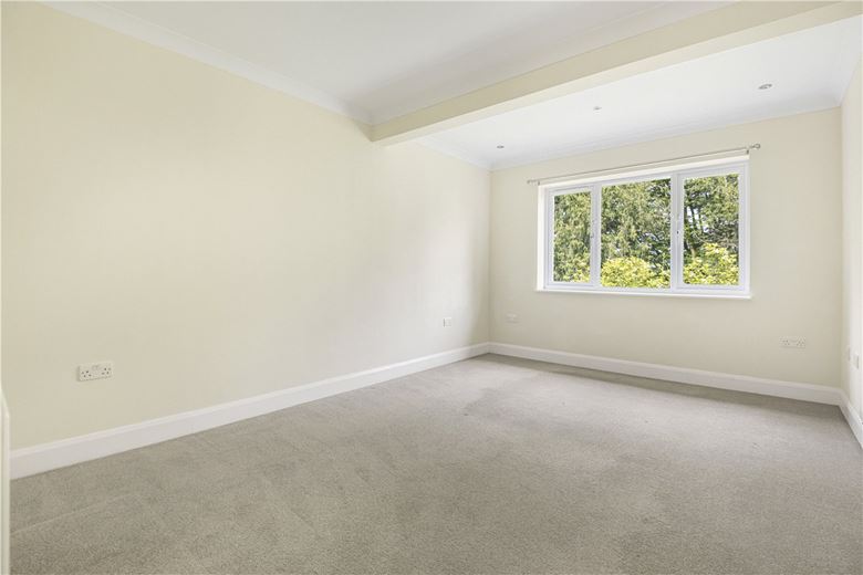 5 bedroom house, Copthall Road West, Ickenham UB10 - Sold STC