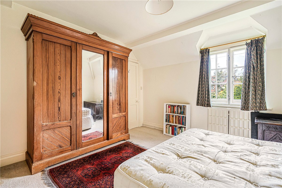 3 bedroom house, Bagley Wood Road, Kennington OX1 - Available