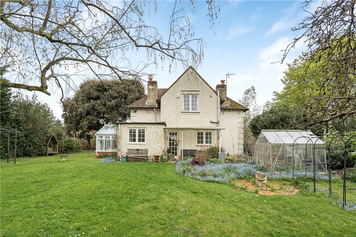 3 bedroom house, Bagley Wood Road, Kennington OX1 - Available