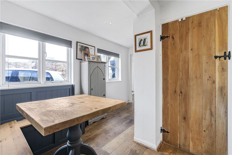 3 bedroom house, School Lane, Stadhampton OX44 - Available