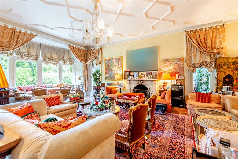 5.5 acres Country Estate, Priest Hill, Old Windsor SL4 - Available