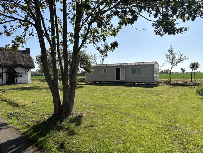 2 bedroom cottage, Mill Lane, Chalgrove OX44 - Available