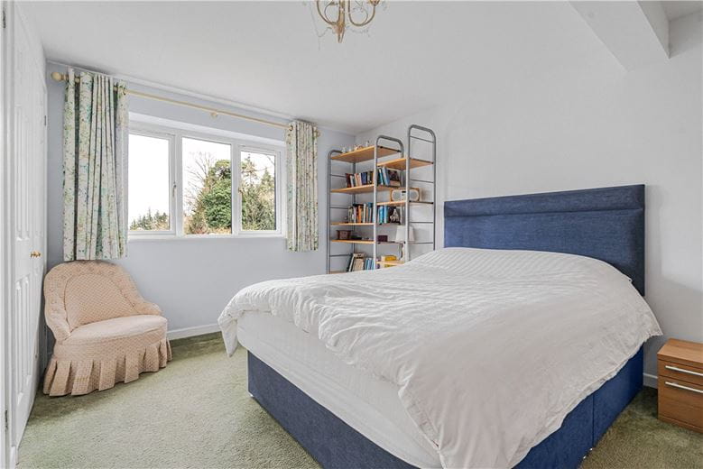 4 bedroom house, Bagley Wood Road, Kennington OX1 - Available