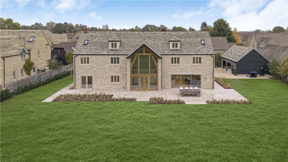 5 bedroom house, Lower End, Alvescot OX18 - Available