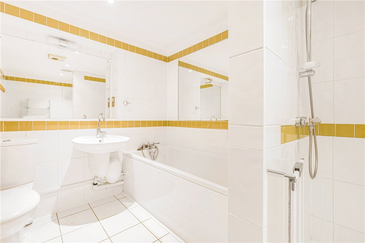 4 bedroom flat, St. Thomas Street, Oxford OX1 - Sold