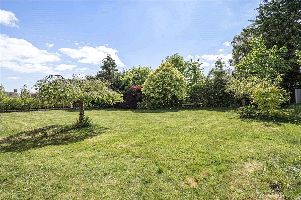 4 bedroom house, Norman Avenue, Abingdon OX14 - Sold