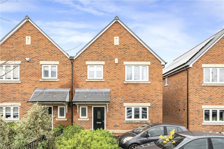 3 bedroom house, The Willows, Headington OX3 - Available