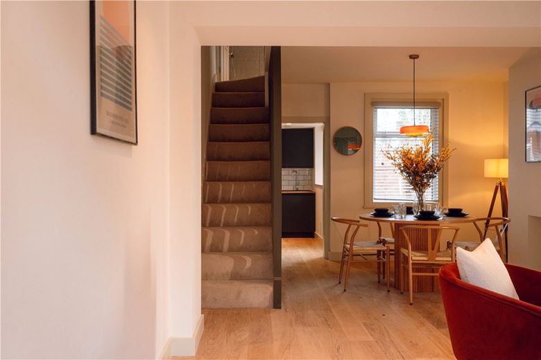 2 bedroom house, James Street, Oxford OX4 - Available