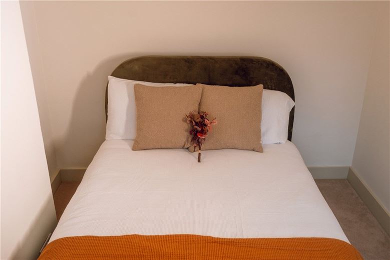 2 bedroom house, James Street, Oxford OX4 - Available