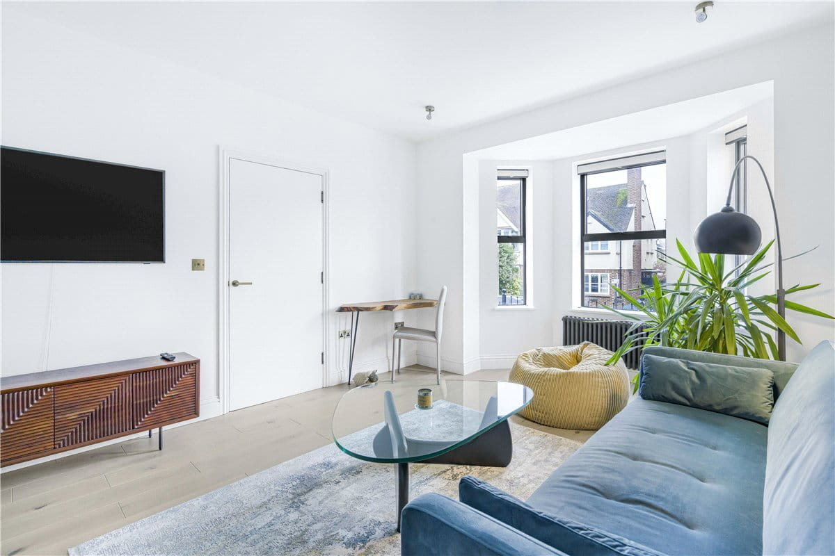 1 bedroom flat, Victoria Road, Oxford OX2 - Sold STC