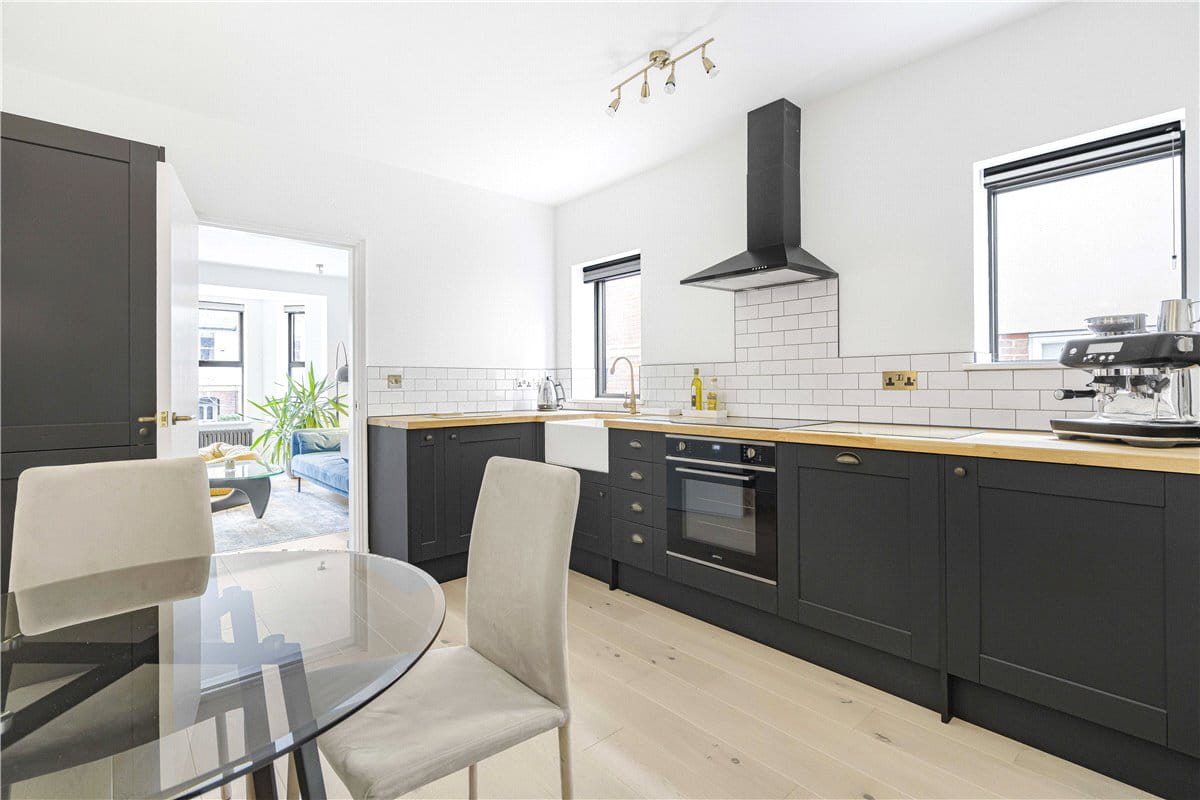 1 bedroom flat, Victoria Road, Oxford OX2 - Sold STC