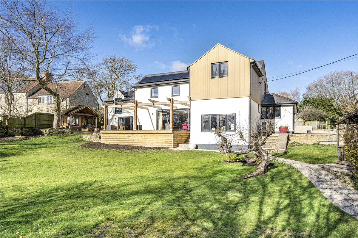 5 bedroom house, Middle Street, Islip OX5 - Sold