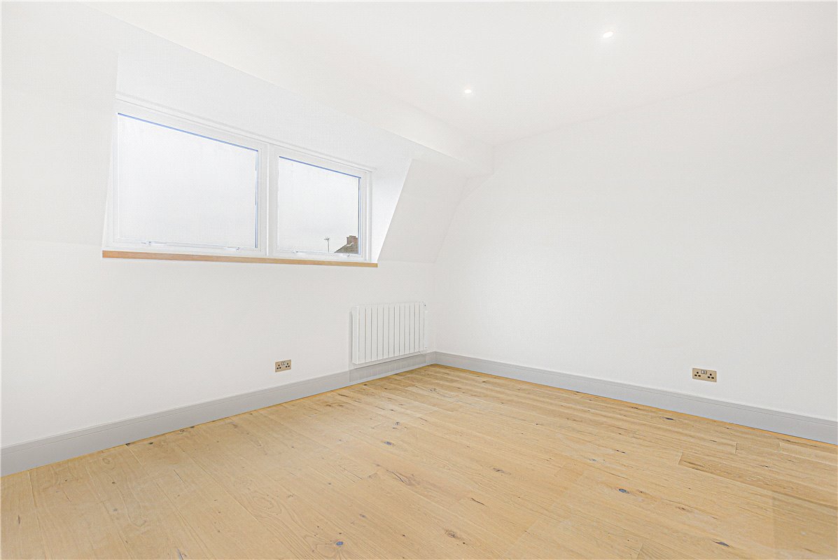 1 bedroom flat, Walton Street, Oxford OX2 - Sold
