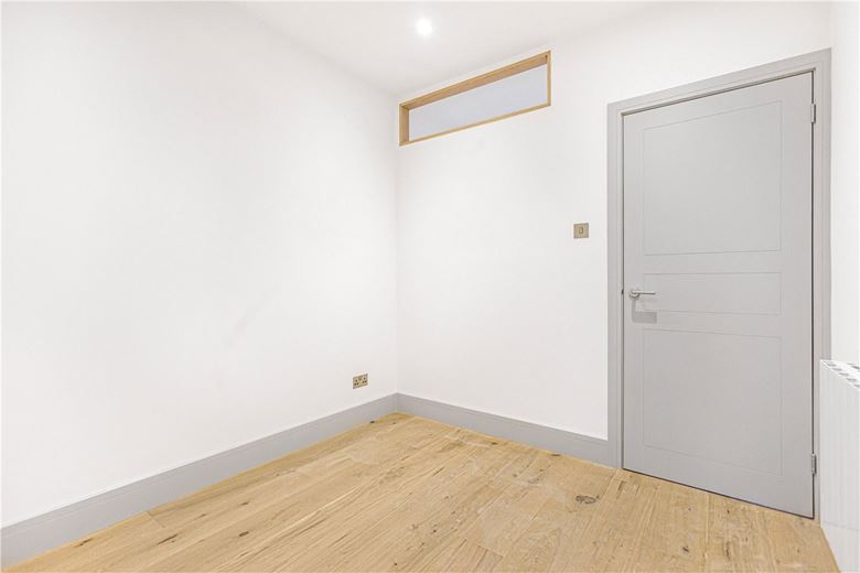 1 bedroom flat, Walton Street, Oxford OX2 - Sold