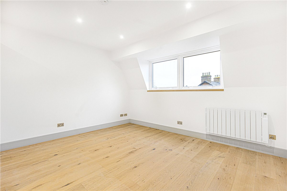 1 bedroom flat, Walton Street, Oxford OX2 - Sold