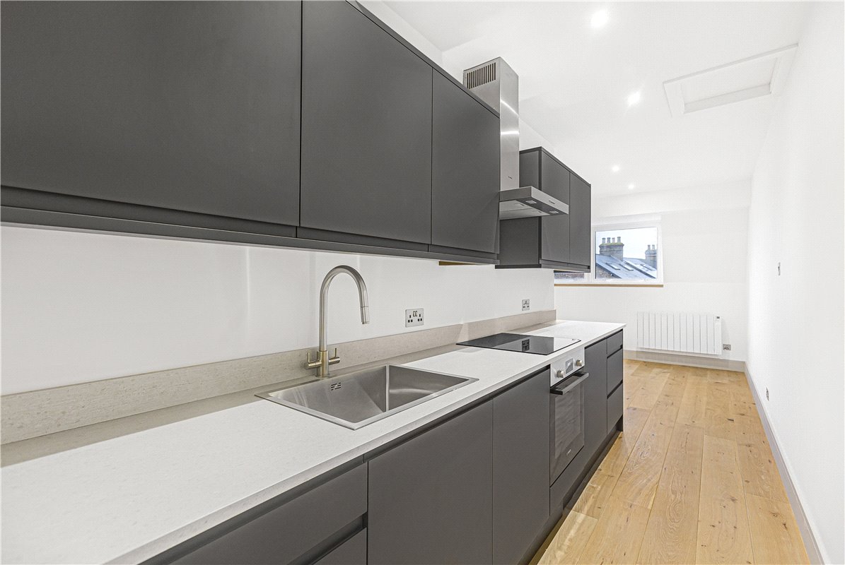 1 bedroom flat, Walton Street, Oxford OX2 - Sold