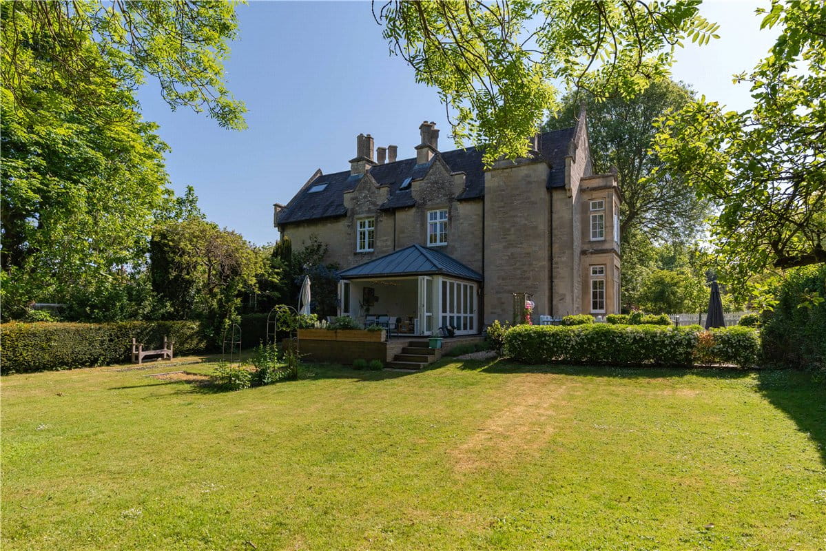 5 bedroom house, Station Yard, Steventon OX13 - Available