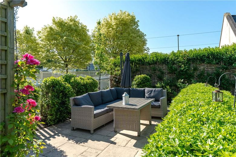 5 bedroom house, Station Yard, Steventon OX13 - Available