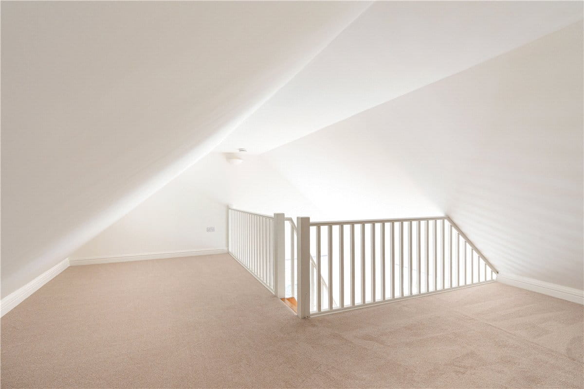 5 bedroom house, Station Yard, Steventon OX13 - Available