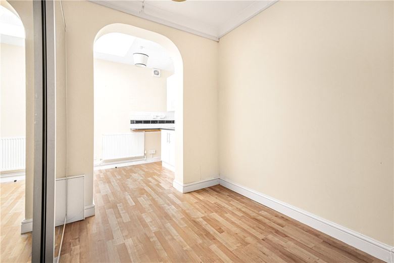 3 bedroom bungalow, Islip Gardens, Northolt UB5 - Sold