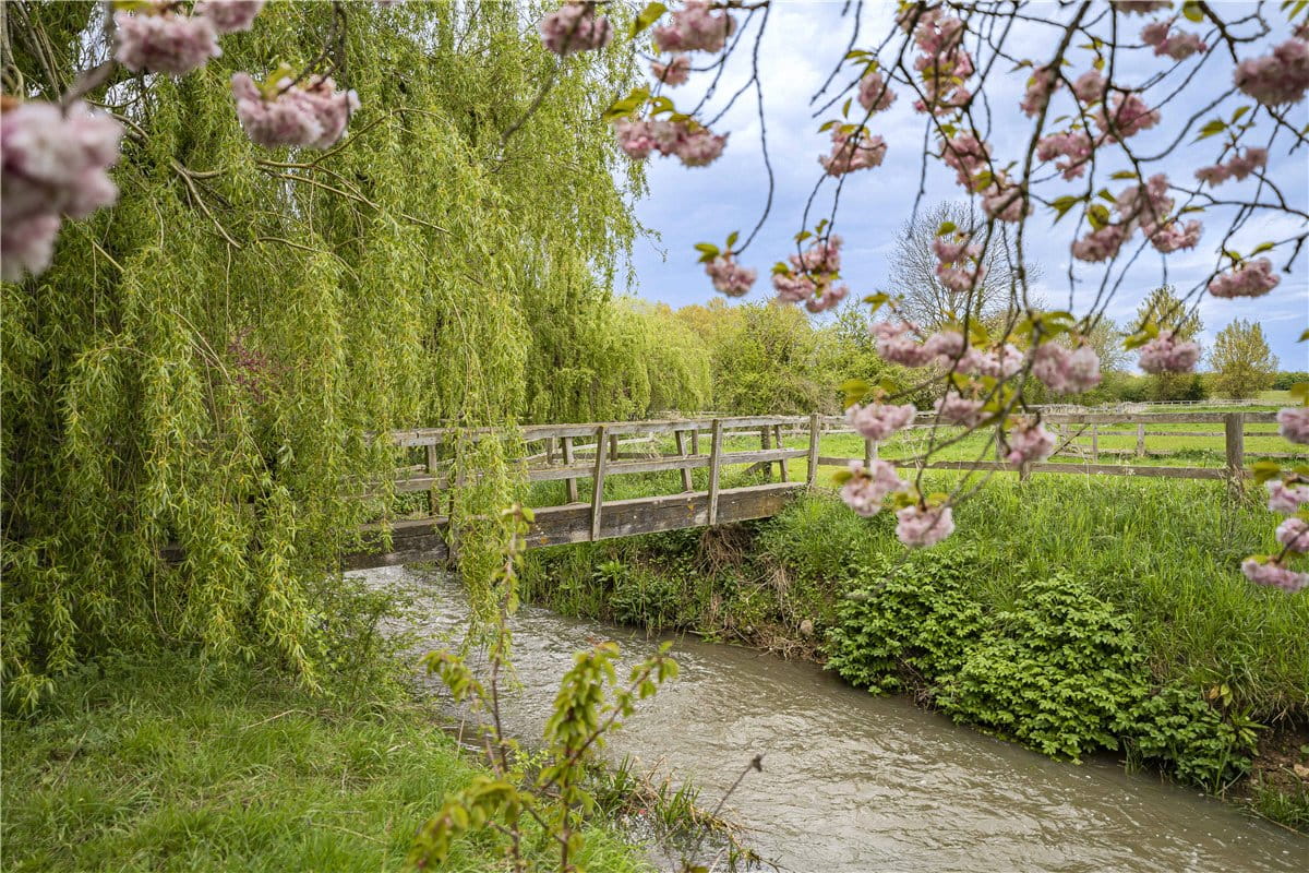 41 acres Country Estate, Mill Lane, Twyford MK18 - Available