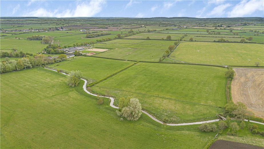 41 acres Country Estate, Mill Lane, Twyford MK18 - Available