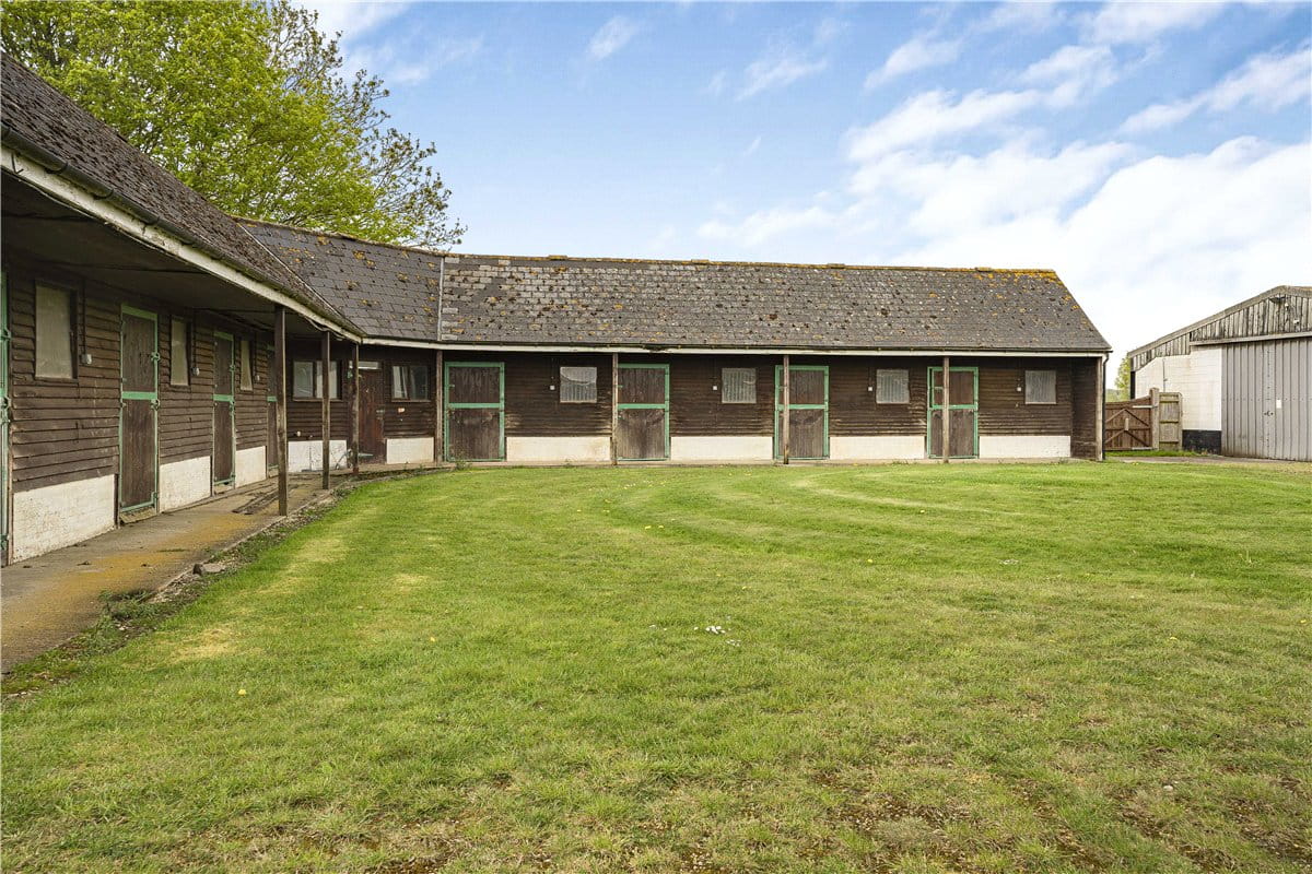 41 acres Country Estate, Mill Lane, Twyford MK18 - Available