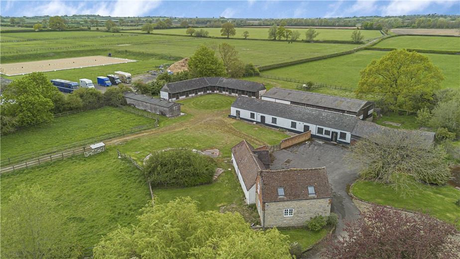 41 acres Country Estate, Mill Lane, Twyford MK18 - Available