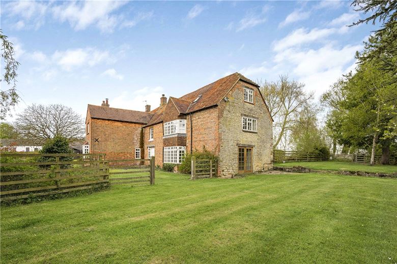 41 acres Country Estate, Mill Lane, Twyford MK18 - Available