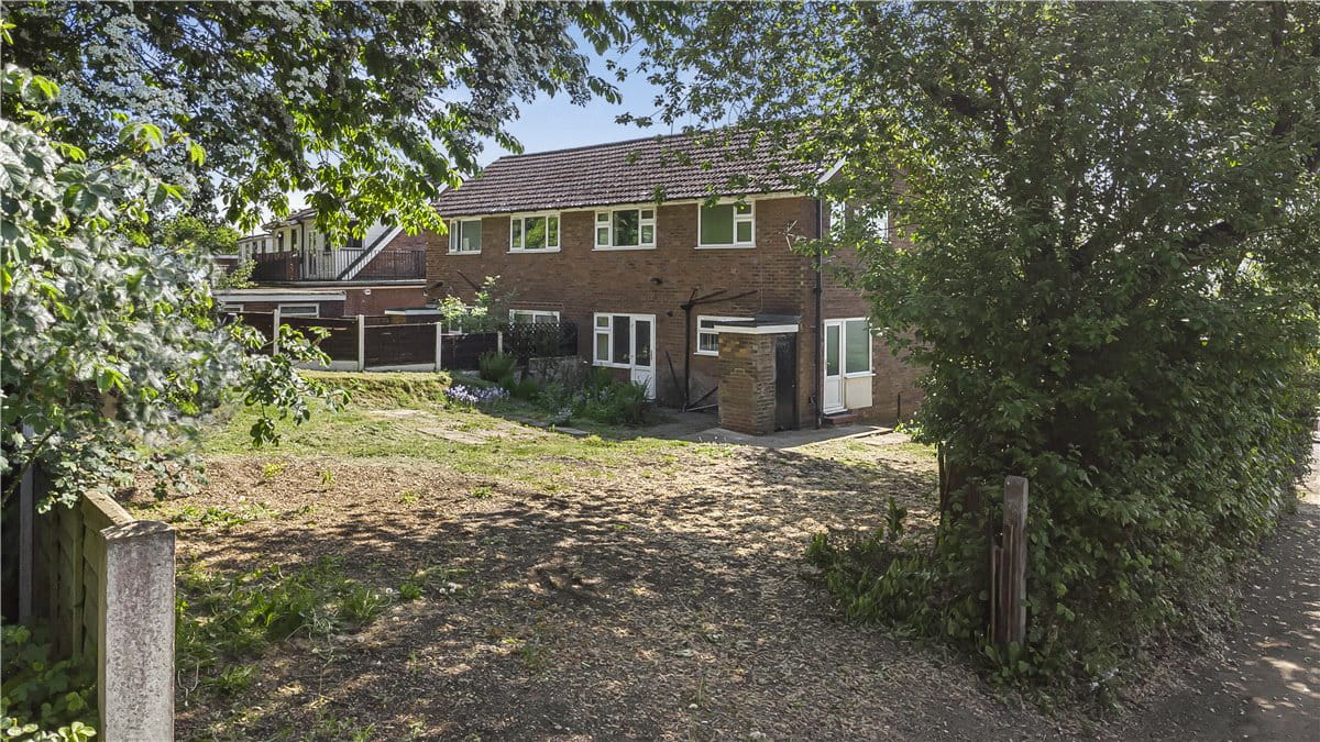 3 bedroom house, Fortyacre Drive, Bredbury SK6 - Sold