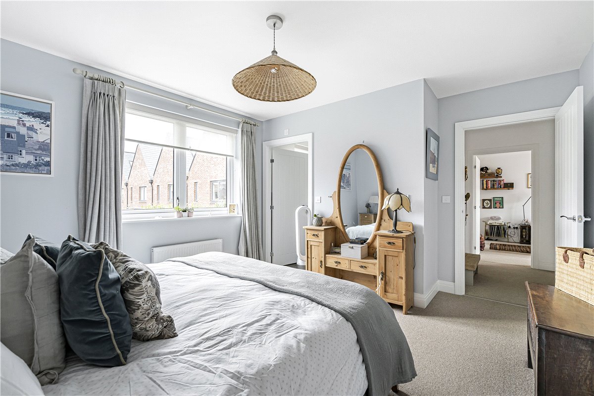 4 bedroom house, Collett Drive, Oxford OX2 - Available