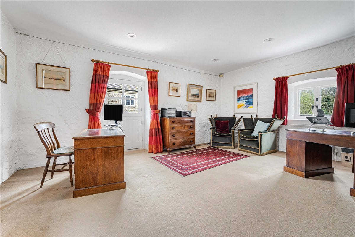 4 bedroom house, Cuddesdon, Oxford OX44 - Available