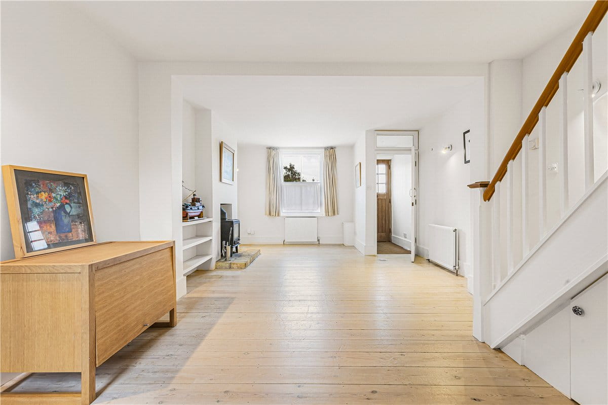 3 bedroom house, Thames Street, Abingdon OX14 - Available