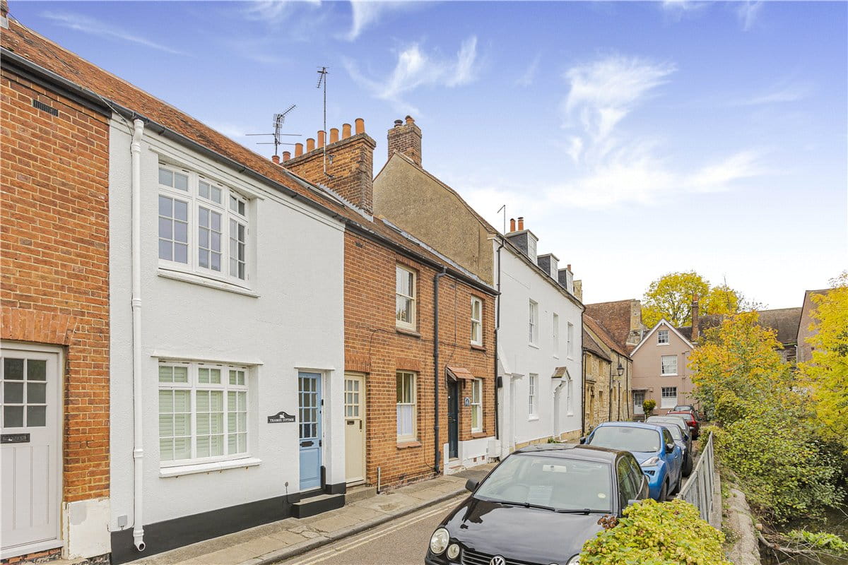 3 bedroom house, Thames Street, Abingdon OX14 - Available