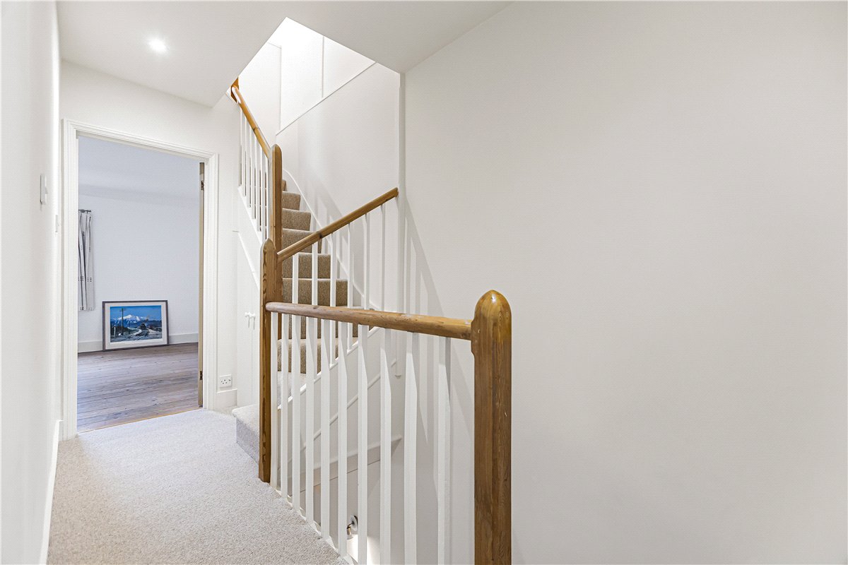 3 bedroom house, Thames Street, Abingdon OX14 - Available