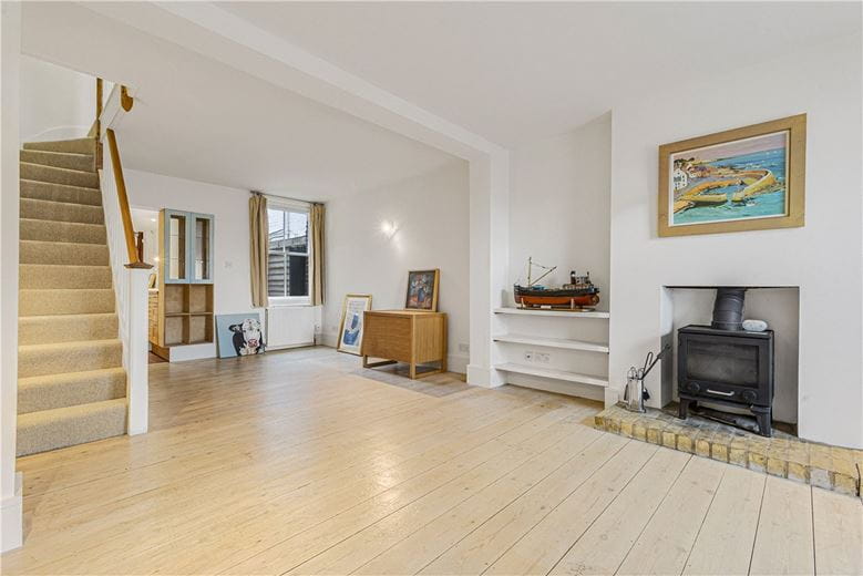 3 bedroom house, Thames Street, Abingdon OX14 - Available