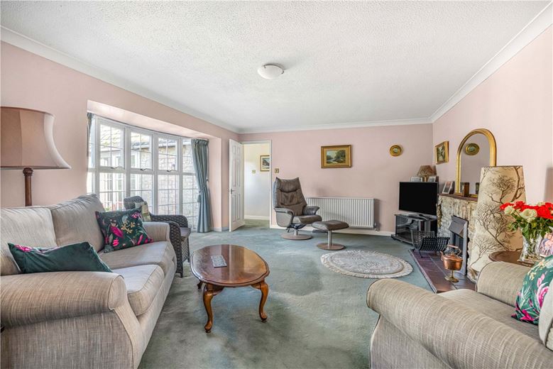 4 bedroom , Cassington Road, Yarnton OX5 - Available