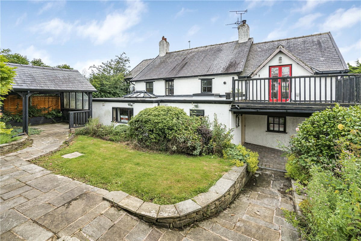 4 bedroom cottage, Old Mains Lane, Poulton-le-Fylde FY6 - Sold STC