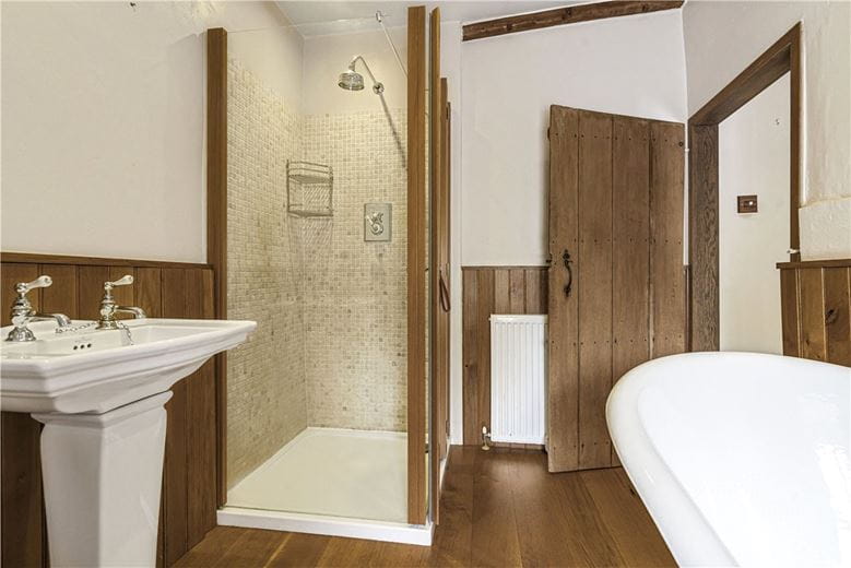 4 bedroom cottage, Old Mains Lane, Poulton-le-Fylde FY6 - Sold STC