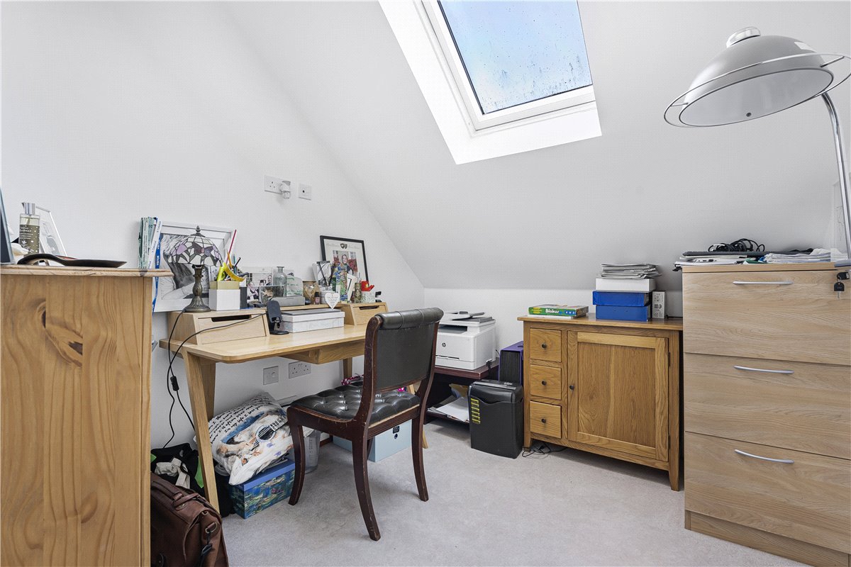 4 bedroom house, Baynhams Drive, Oxford OX2 - Sold